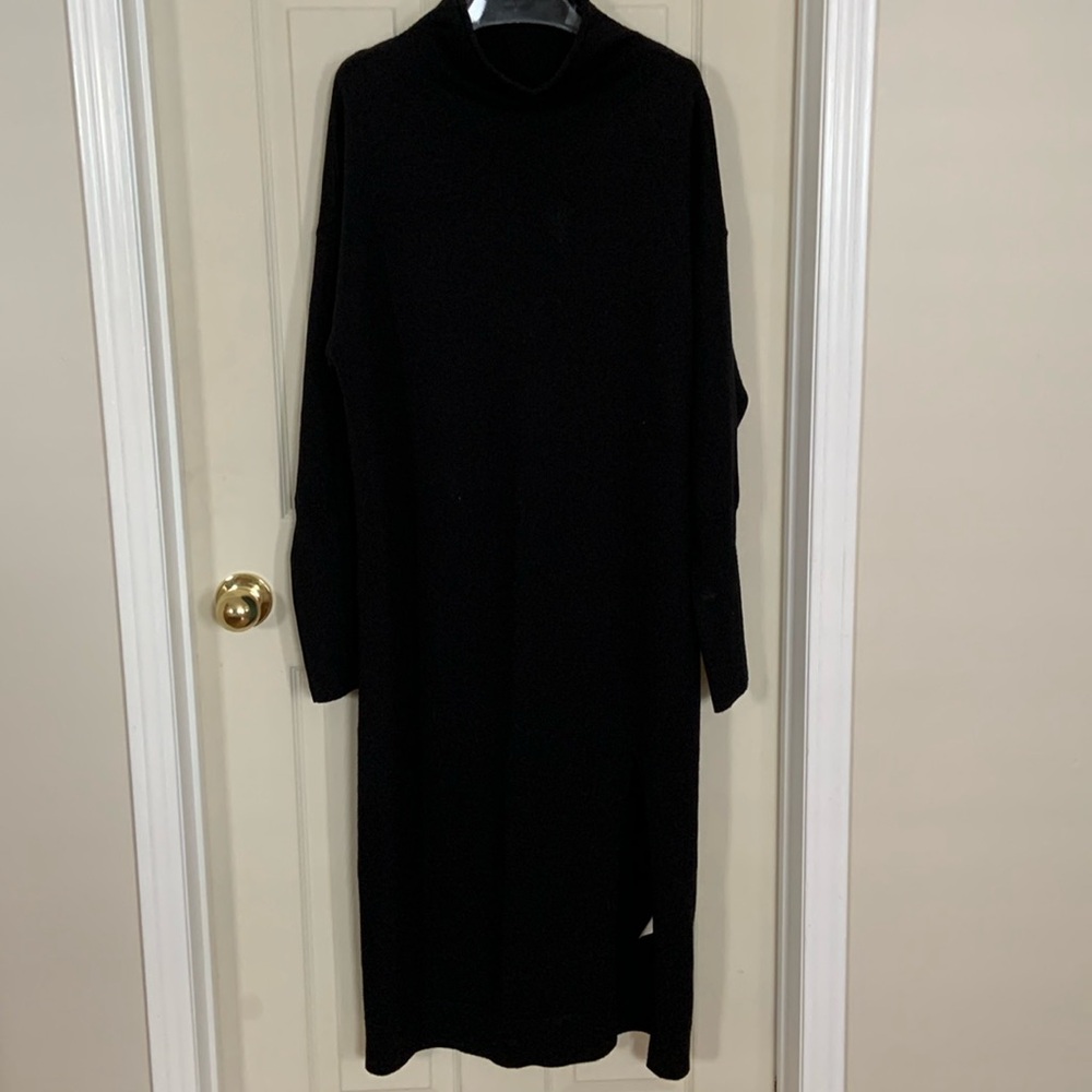 Aritzia Wilfred knit